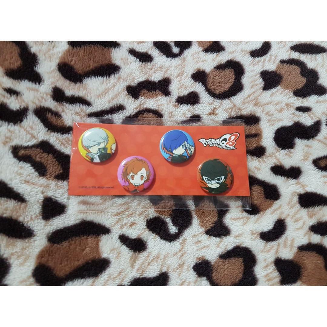 Price Reduced Persona Q2 Set of 4 Mini Button Badges Hobbies