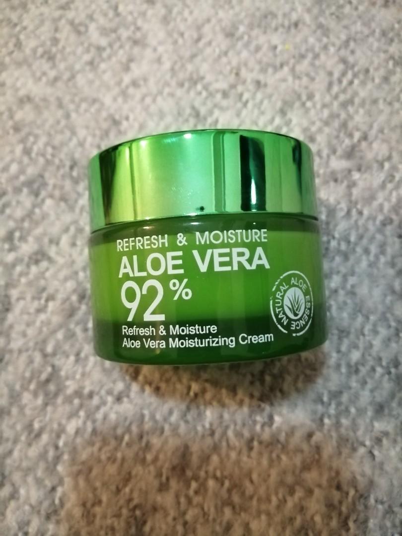 refresh & moisture aloe vera