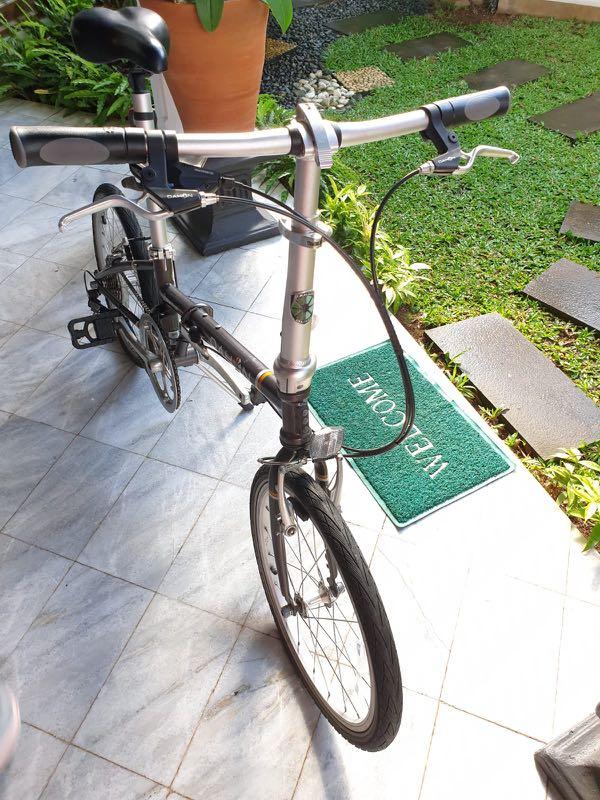 Dahon boardwalk hot sale d8 harga