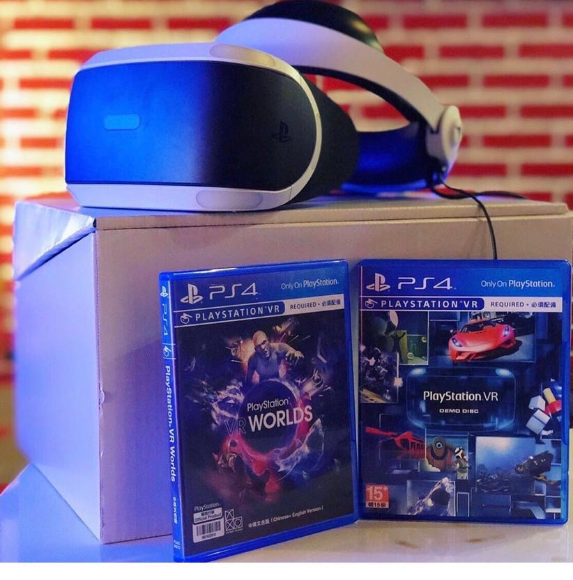 Sony PlayStation Virtual Reality set, Video Gaming, Video Games