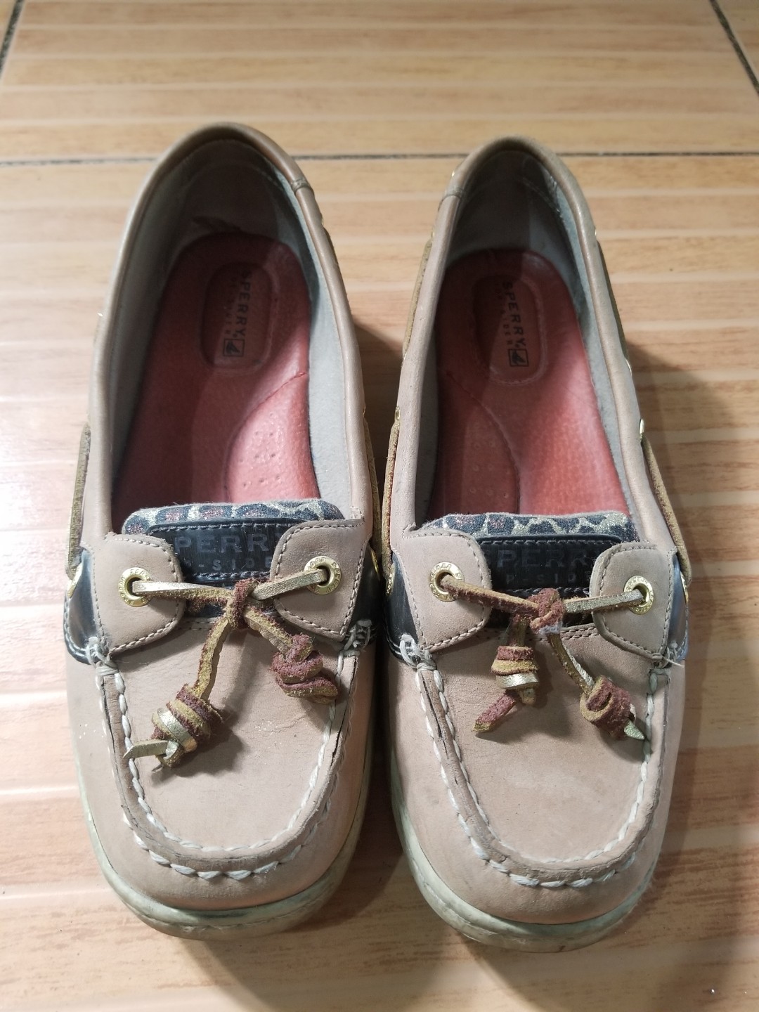 sperry saybrook loafer