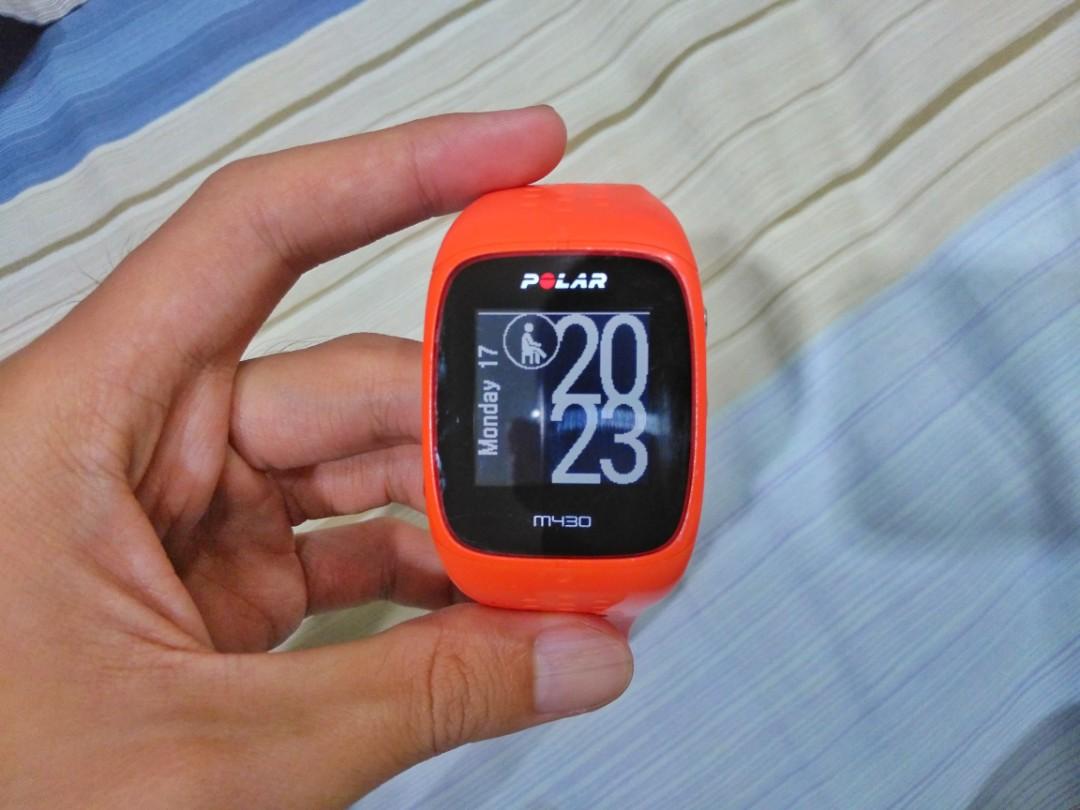 Sportwatch - Polar M430, Men's Fashion, Men's Watches on Carousell