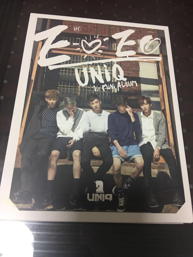 王一博 UNIQ EOEO MINI ALBUM