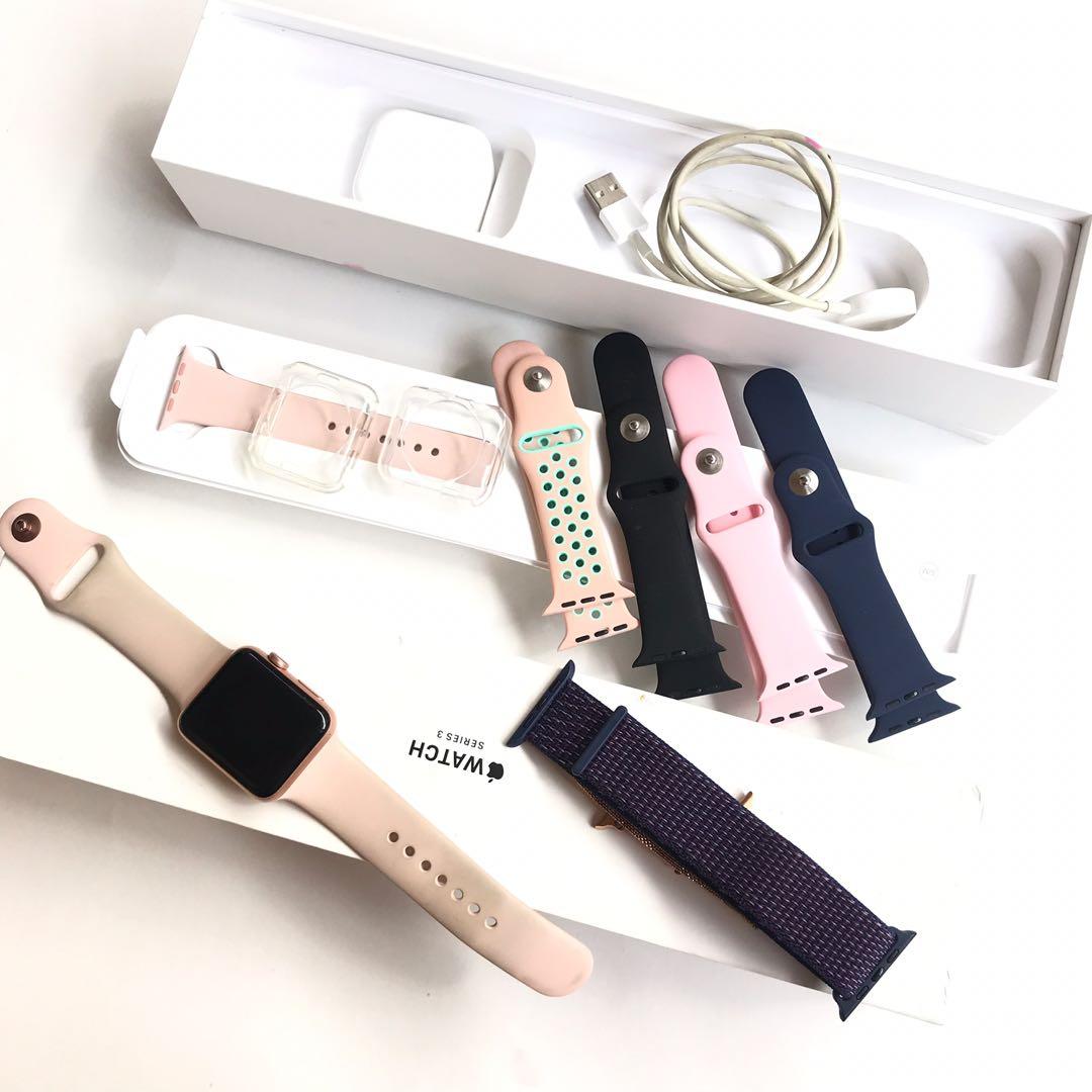 Apple watch series 3 42mm gold, Barang Mewah, Jam Tangan di Carousell