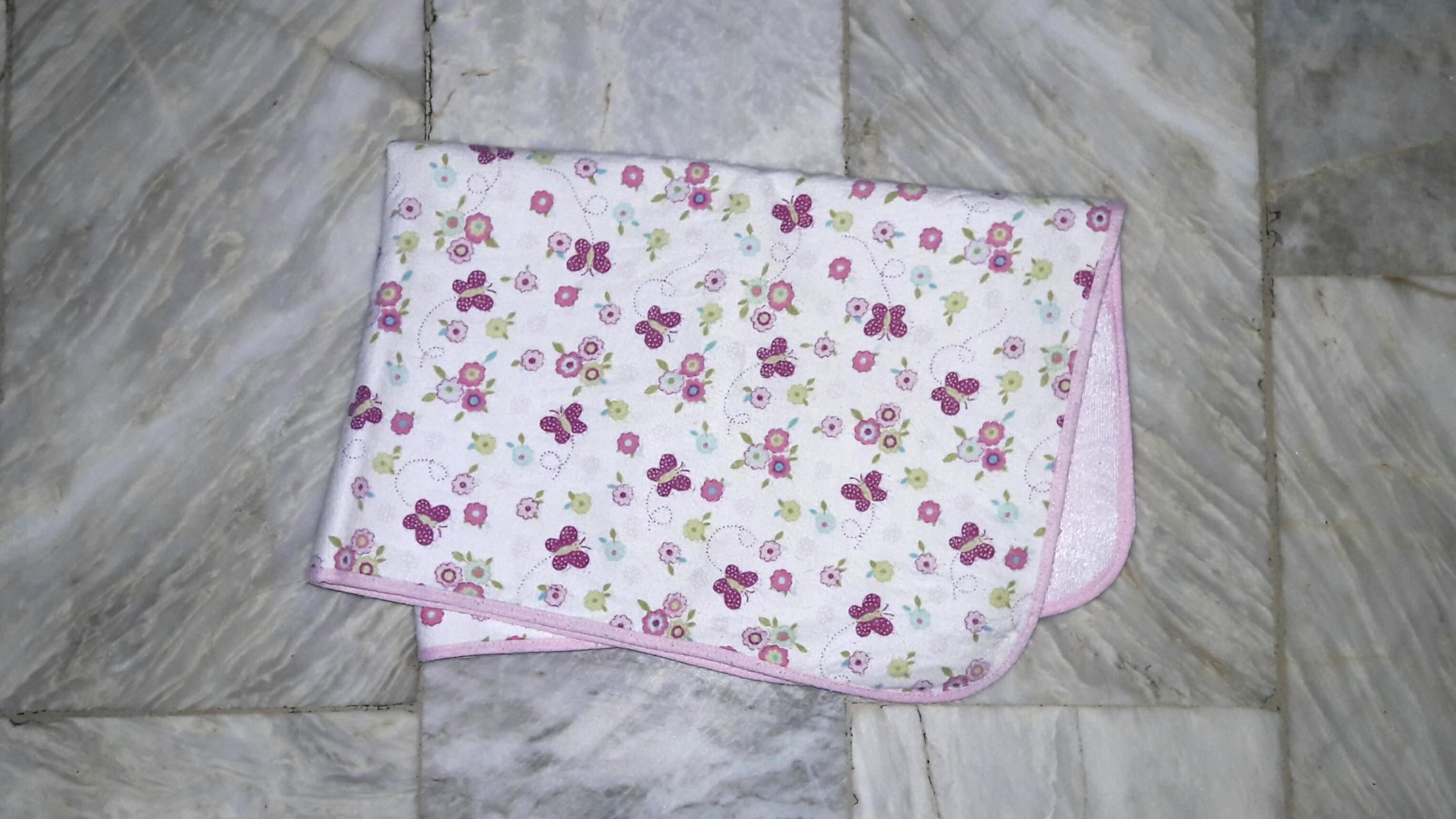 mattress protector baby cot