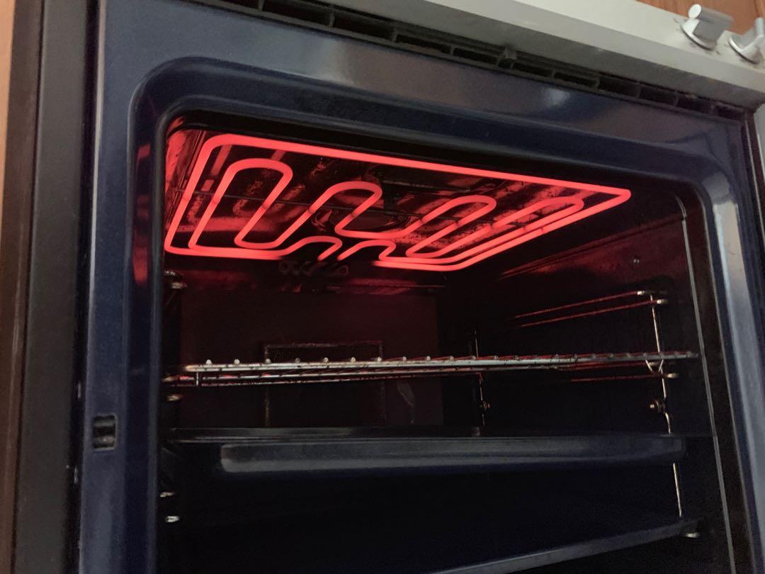 Built in Oven Trip Repair singapore (Category: Electrician Services) located in Singapore. Submitted by mr.appliance (Listing ID 234648970, Image 1). Description: ❌Is your oven tripping or not heating properly?❌ Don't settle for inexperienced repairers or service providers who tell you it can't be repaired! We are a registered company with years of experience from our technicians! Proper invoice for your peace of mind! On site quotation after dia