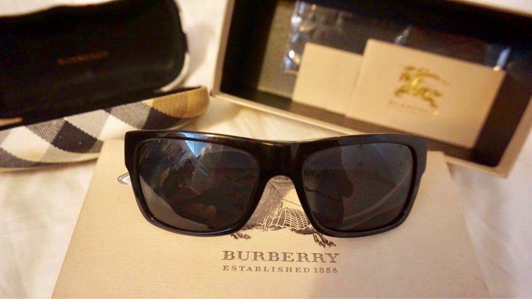Burberry shades for women (Category: Sneakers & Footwear) located in Manila. Submitted by samwear (Listing ID 234507627, Image 1). Description: #burberry #shades Original item with box, case, cleaning cloth, authenticity card; Used 3x; No scratch or defect; Only available for meet-ups, so you can check it too 😉.