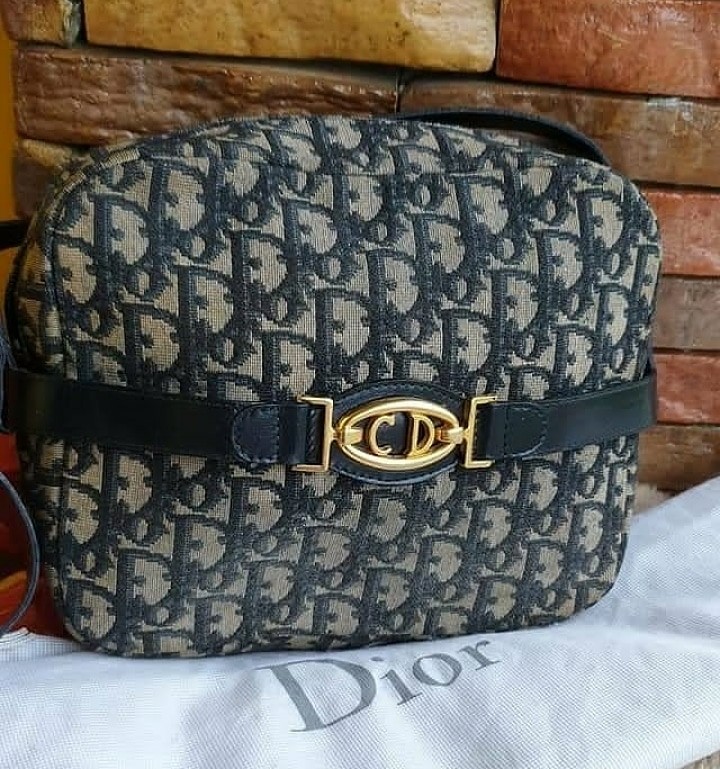 Christian Dior sling bag, Women's Fashion, Bags & Wallets, Cross-body ...