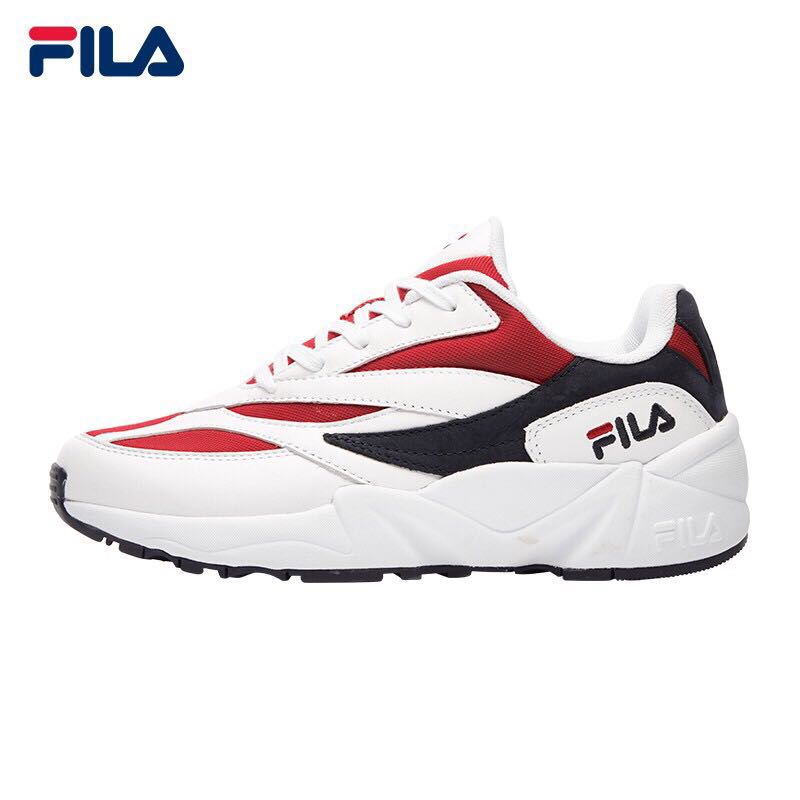 red white and black filas
