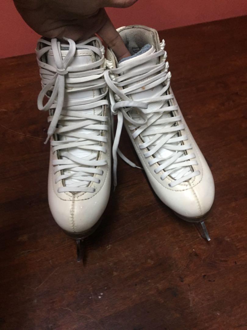 Figure Ice Skates Graf John Wilson, Sports Equipment, Sports