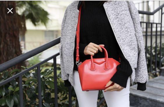 Givenchy antigona mini top red