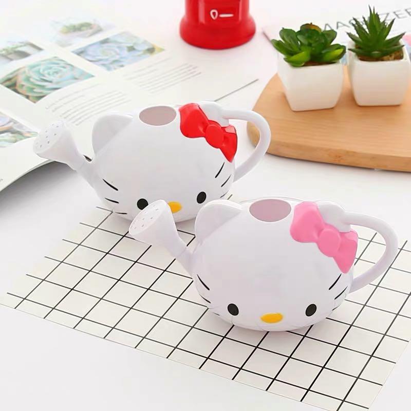 Hello kitty Watering Pot, Furniture & Home Living, Gardening, Pots