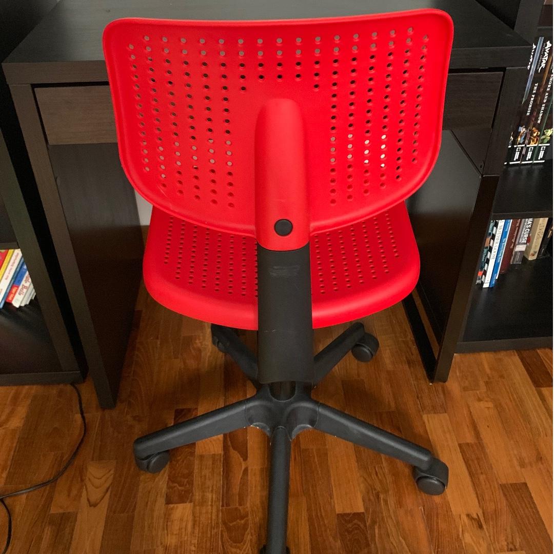 IKEA Alrik swivel chair (red) 15, Furniture & Home Living, Furniture