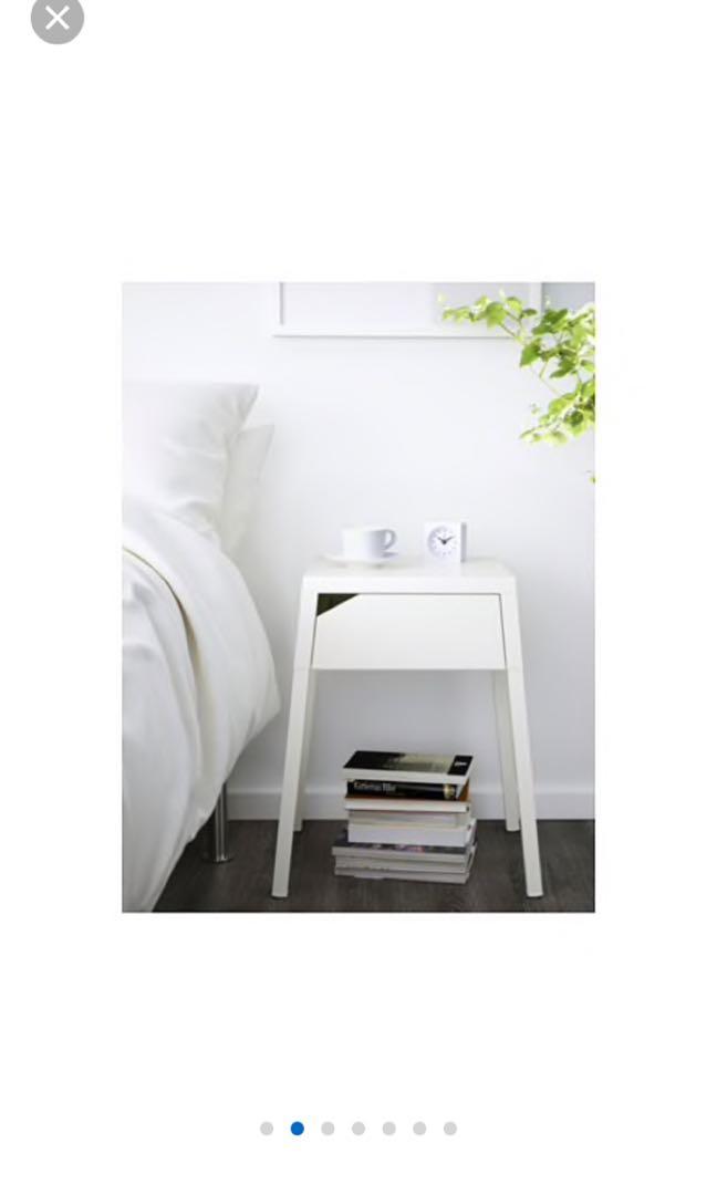 Selje sales bedside table