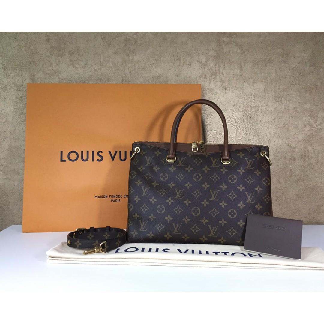 Louis Vuitton Laguito Briefcase LV Monogram Satchel, Luxury, Bags & Wallets  on Carousell