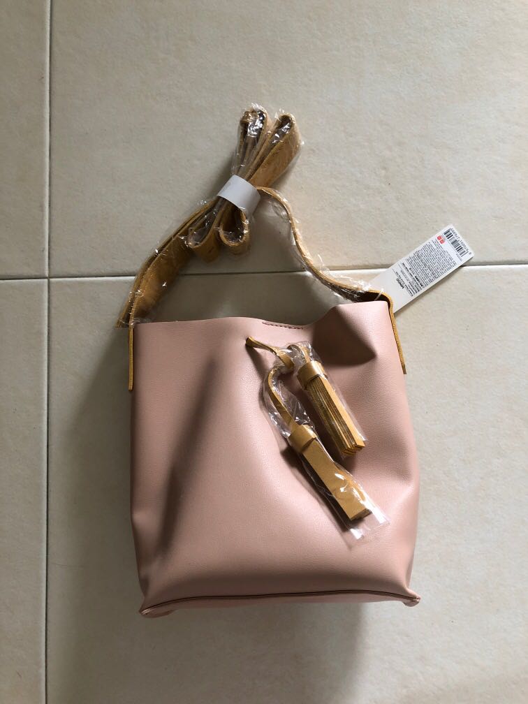 Miniso Pink Bucket Bag, Women's Fashion, Bags & Wallets, Crossbody