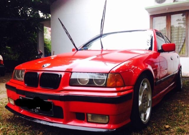 Foto Mobil Bmw Warna Merah