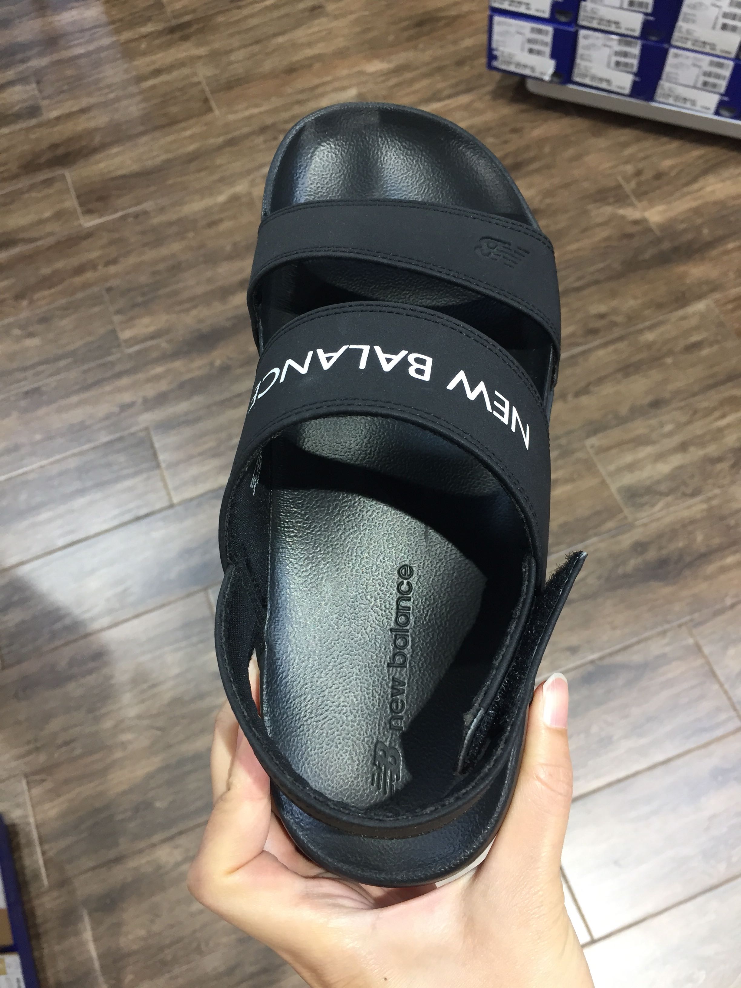 new balance nclay sandal