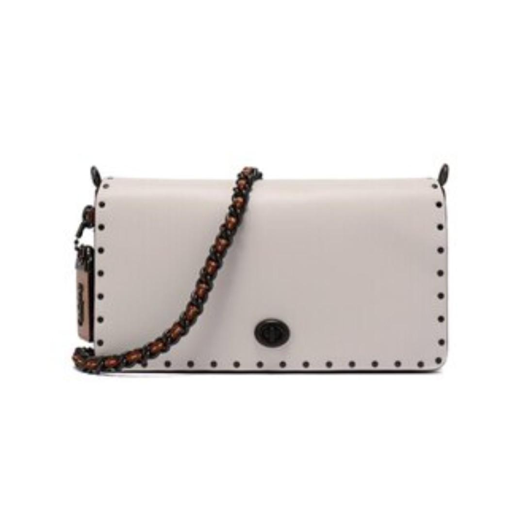Coach dinky hotsell outlet