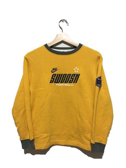 nike football sweater