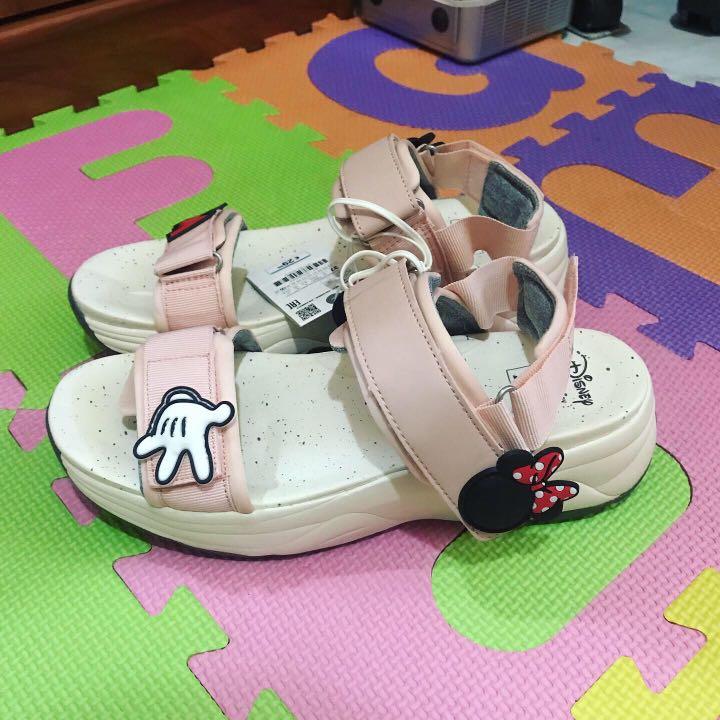 ZARA Minnie Mouse Sandal, Women's 