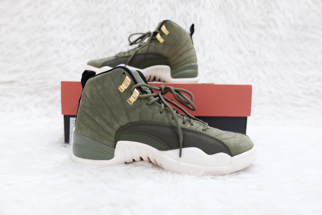 air jordan 12 retro olive canvas green Fesyen Pria Sepatu