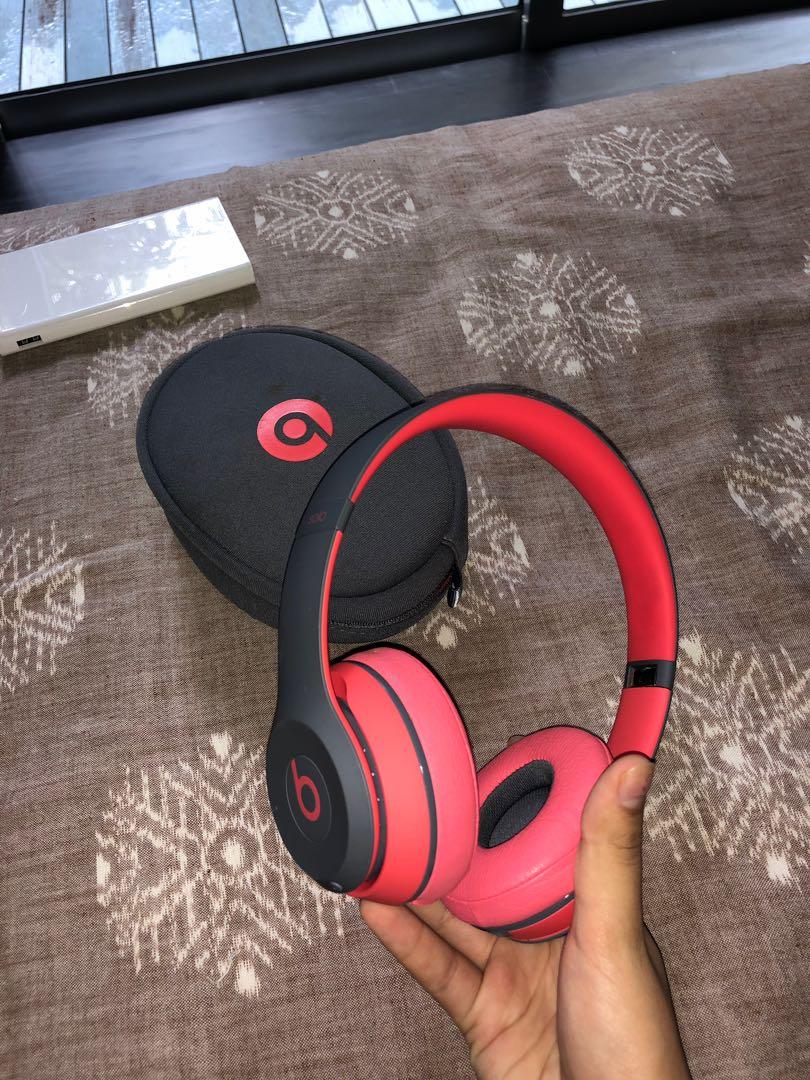 Beats Wireless Headphones, Audio, Headphones & Headsets on Carousell