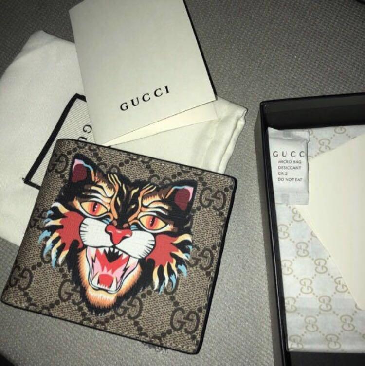 Shah korrekt Human Gucci Angry cat wallet, Men's Fashion, Watches & Accessories, Wallets &  Card Holders on Carousell