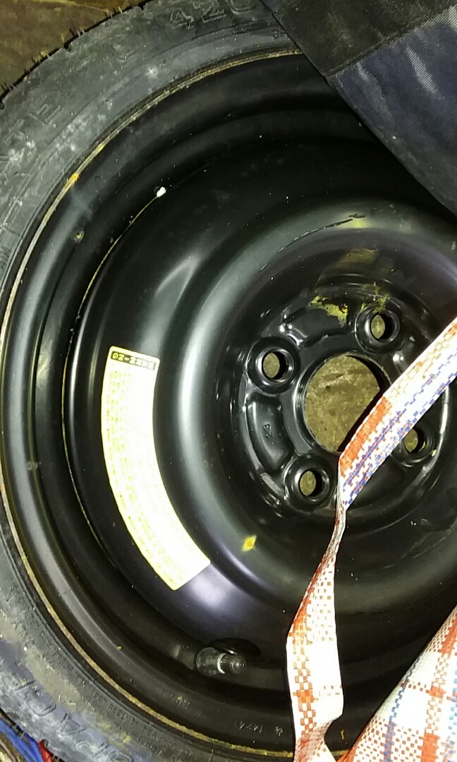 Honda jazz spare tire, 汽車配件, 車軚 Carousell
