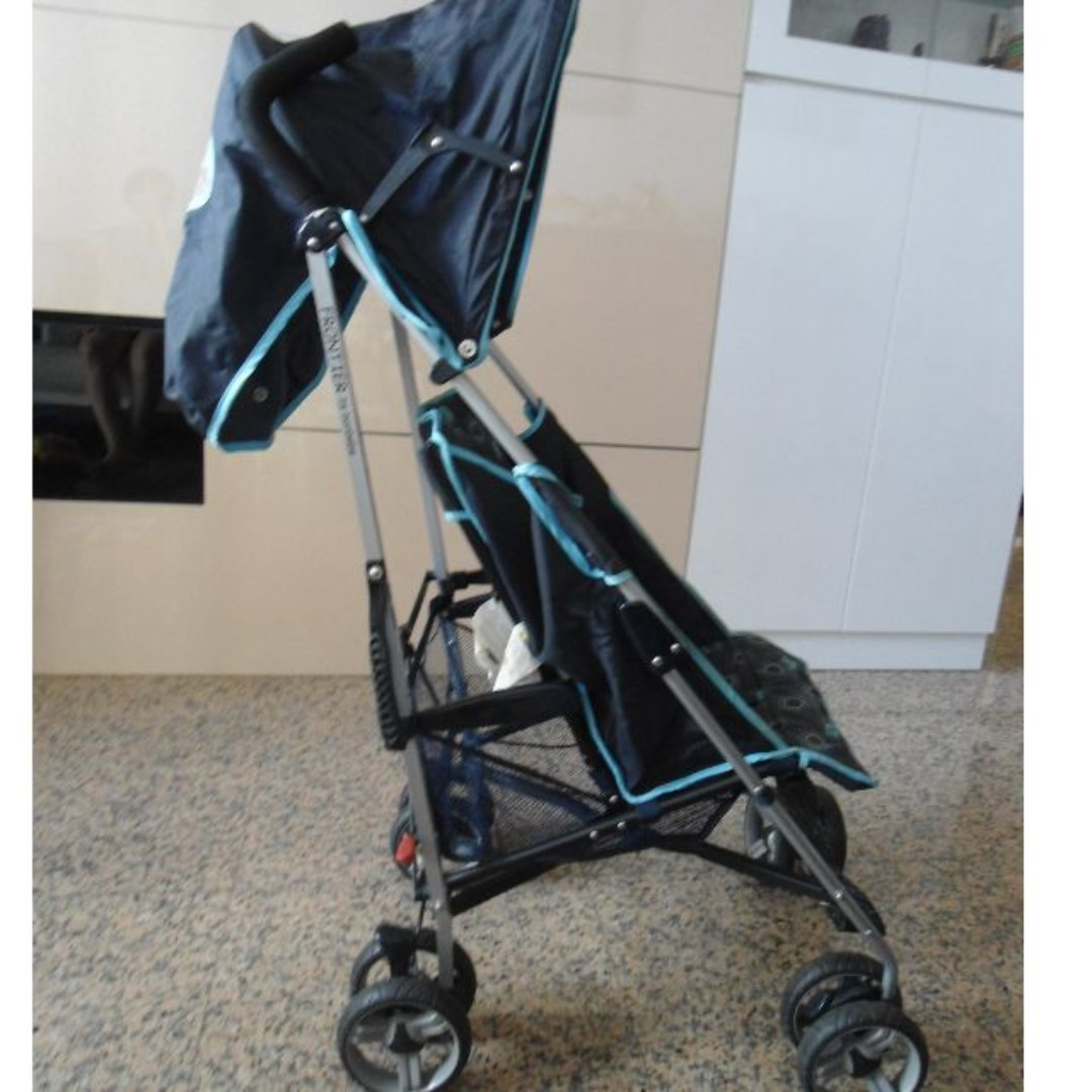 Light weight Frontier Stroller by Bonbebe with FREE scooter