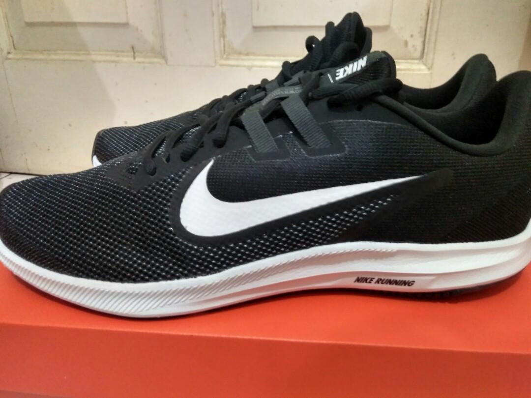 Nike Downshifter 9 Men Running Shoes Sepatu Lari Pria Fesyen Pria Sepatu Sneakers Di Carousell