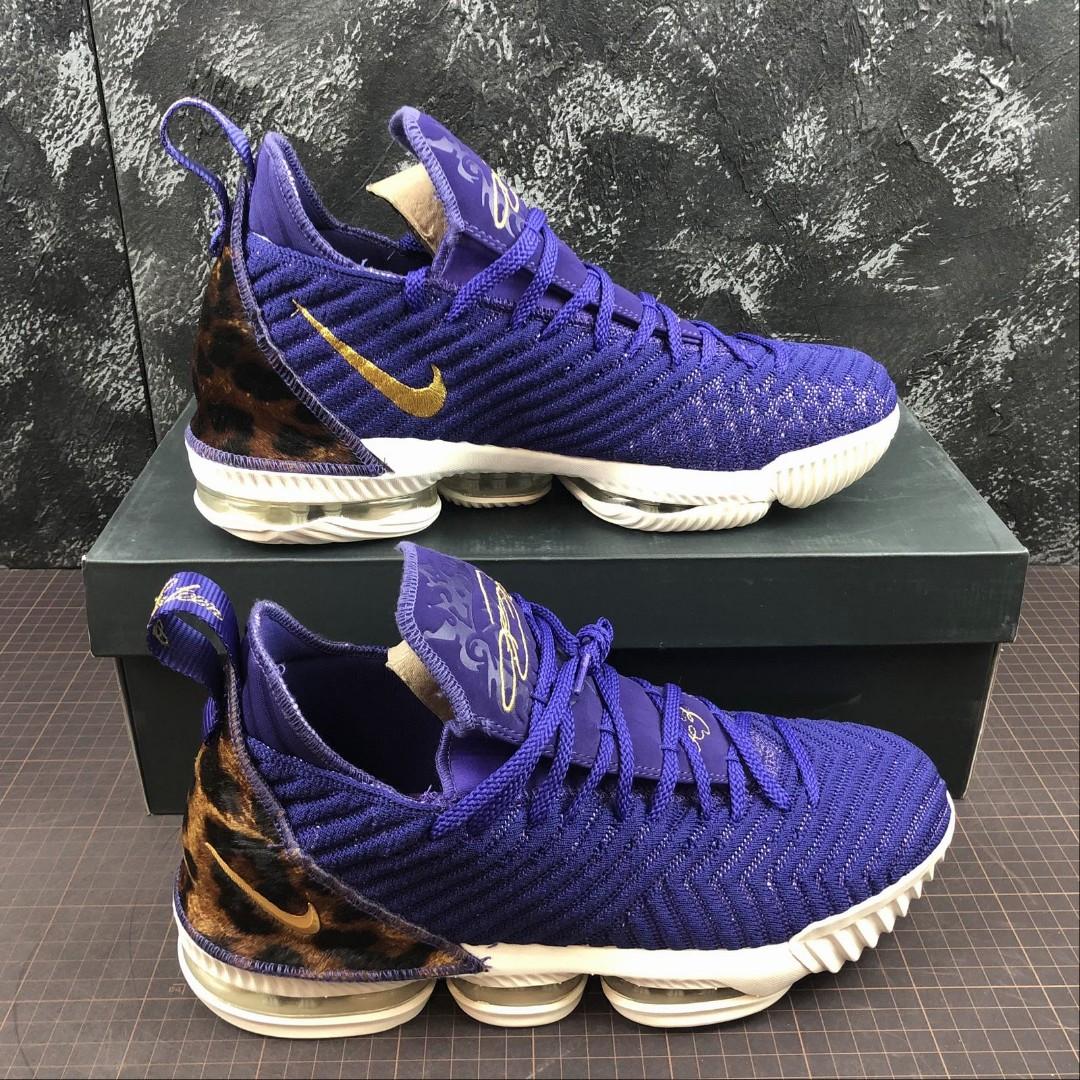 Nike LeBron James XVI 16 King Court Purple