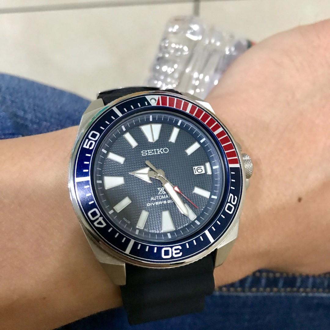 Seiko Prospex Samurai 200M Automatic Diver's SRPB53J1 Men's Watch Blue Dial  Black Resin Strap Made in