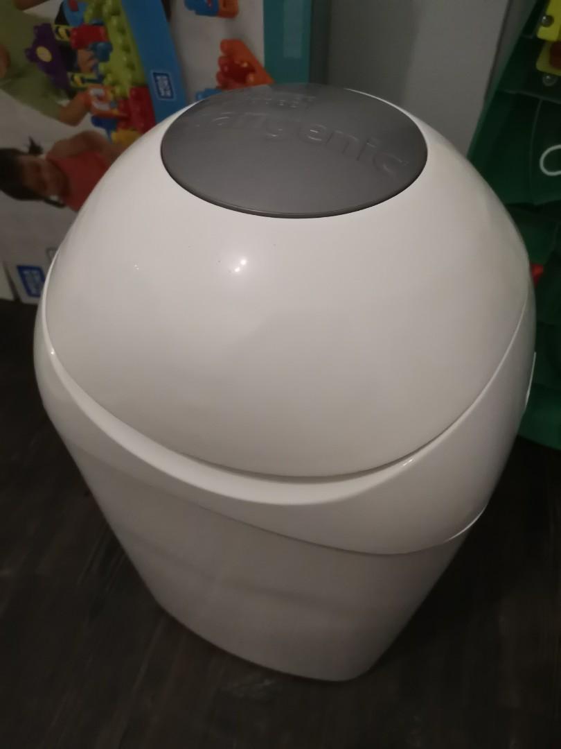 Tommee Tippee Sangenic Nappy Disposal System, Babies & Kids, Nursing