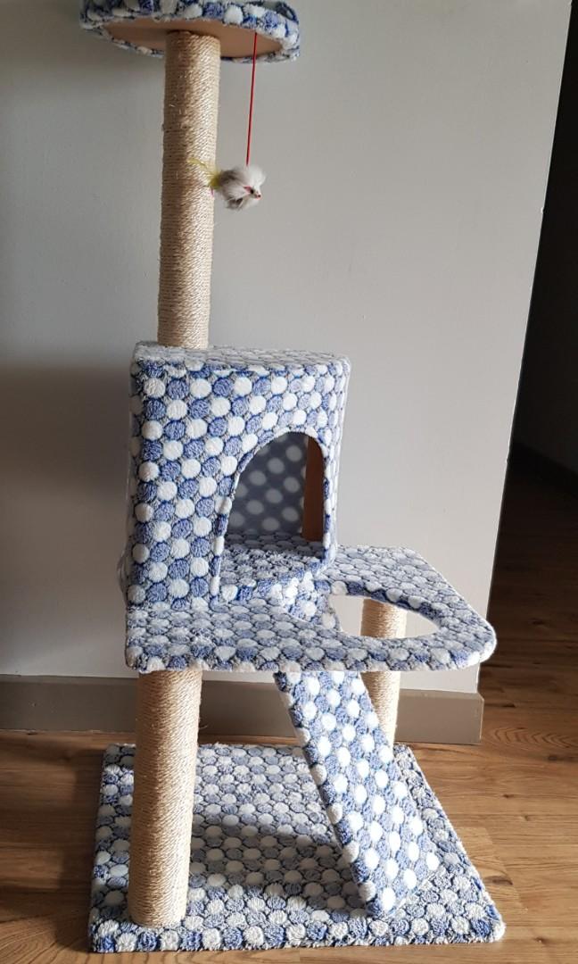 9 10 Condition Second Hand Cat Scratch Post Pet Supplies Homes