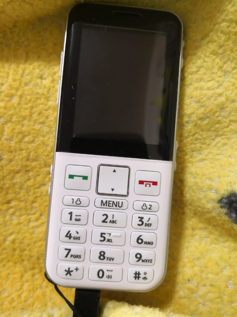 老友記平安鐘電話 手提電話 手機 其他手機 Carousell