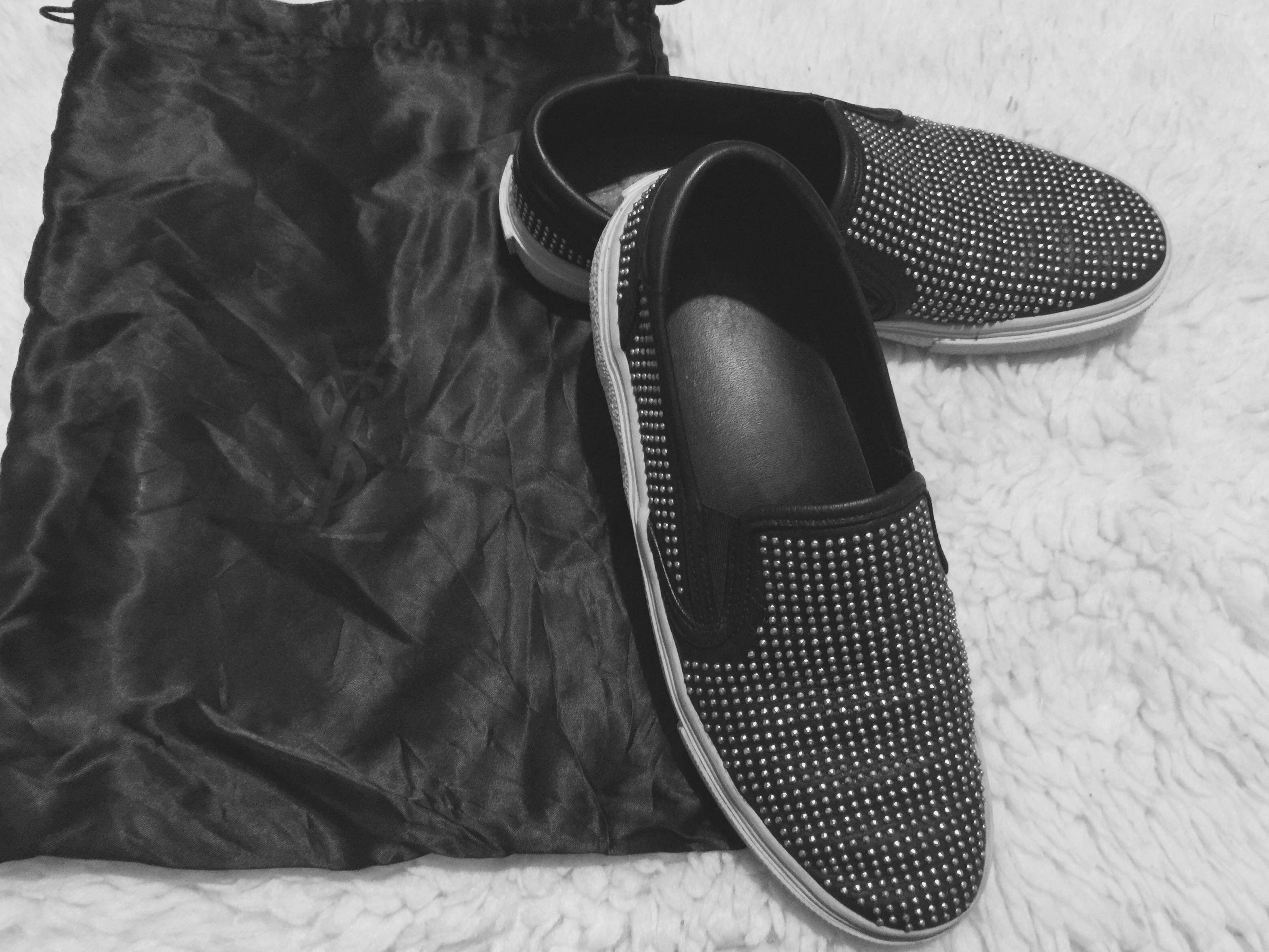 slip on leather sneakers