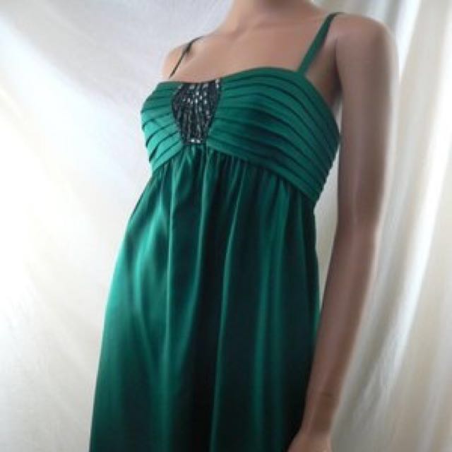 bcbg emerald green dress