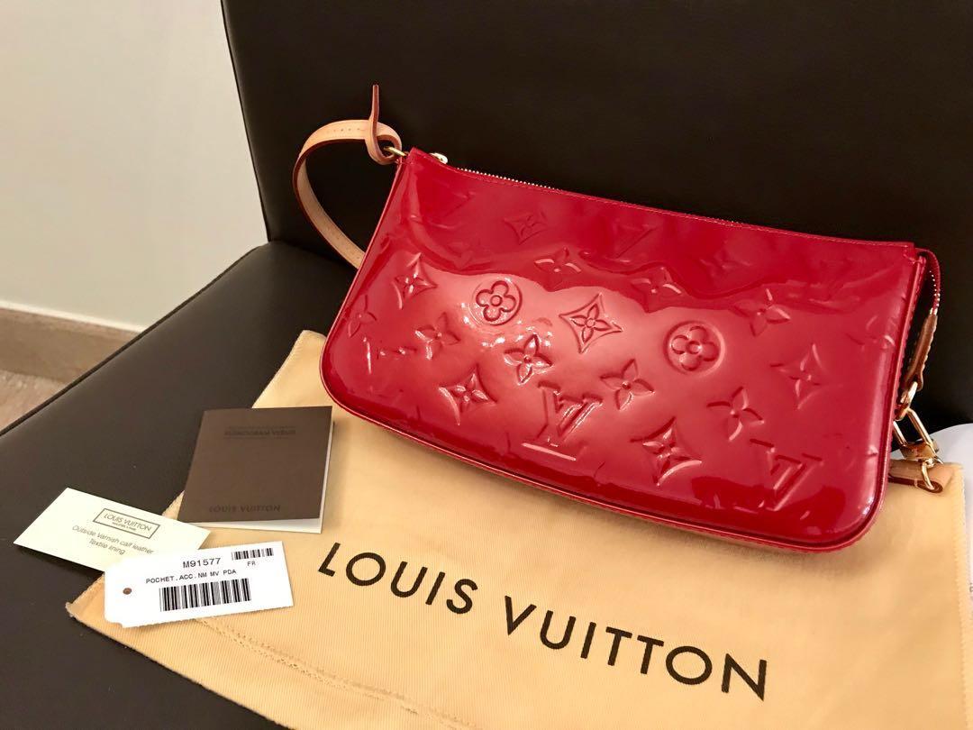 LOUIS VUITTON Pochette Accessoires NM Monogram Vernis Pouch Bag Red 