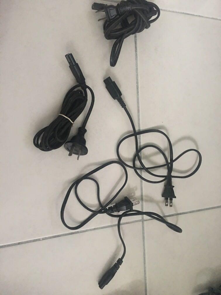 Foreign console cable (Category: Controllers) located in Kuala Lumpur. Submitted by gamify (Listing ID 234896622, Image 1). Description: .