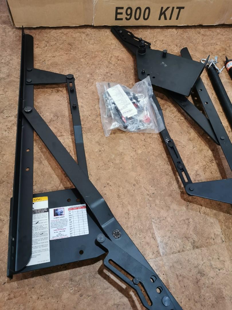Modern E900 Universal One Piece Garage Door Hardware Kit for Simple Design