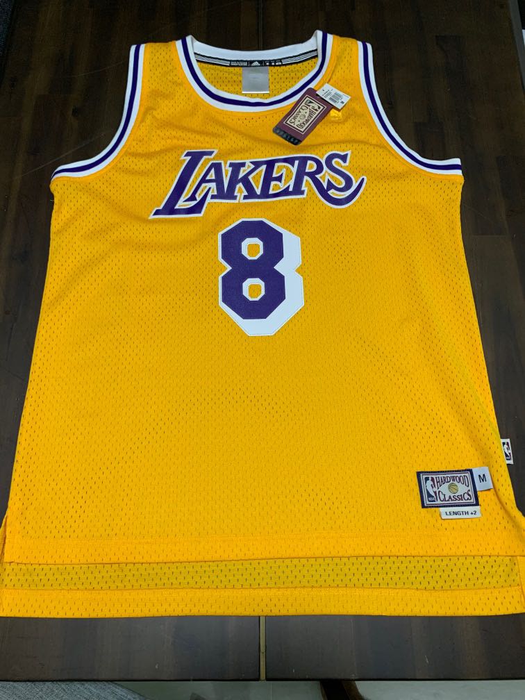 2 on lakers jersey