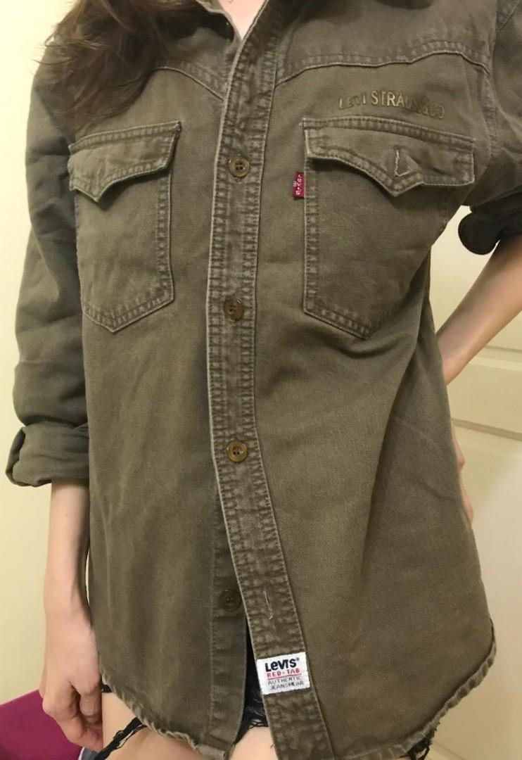 Levi'S Army Green Long Sleeves Shirt, Women'S Fashion, Tops, Longsleeves On  Carousell