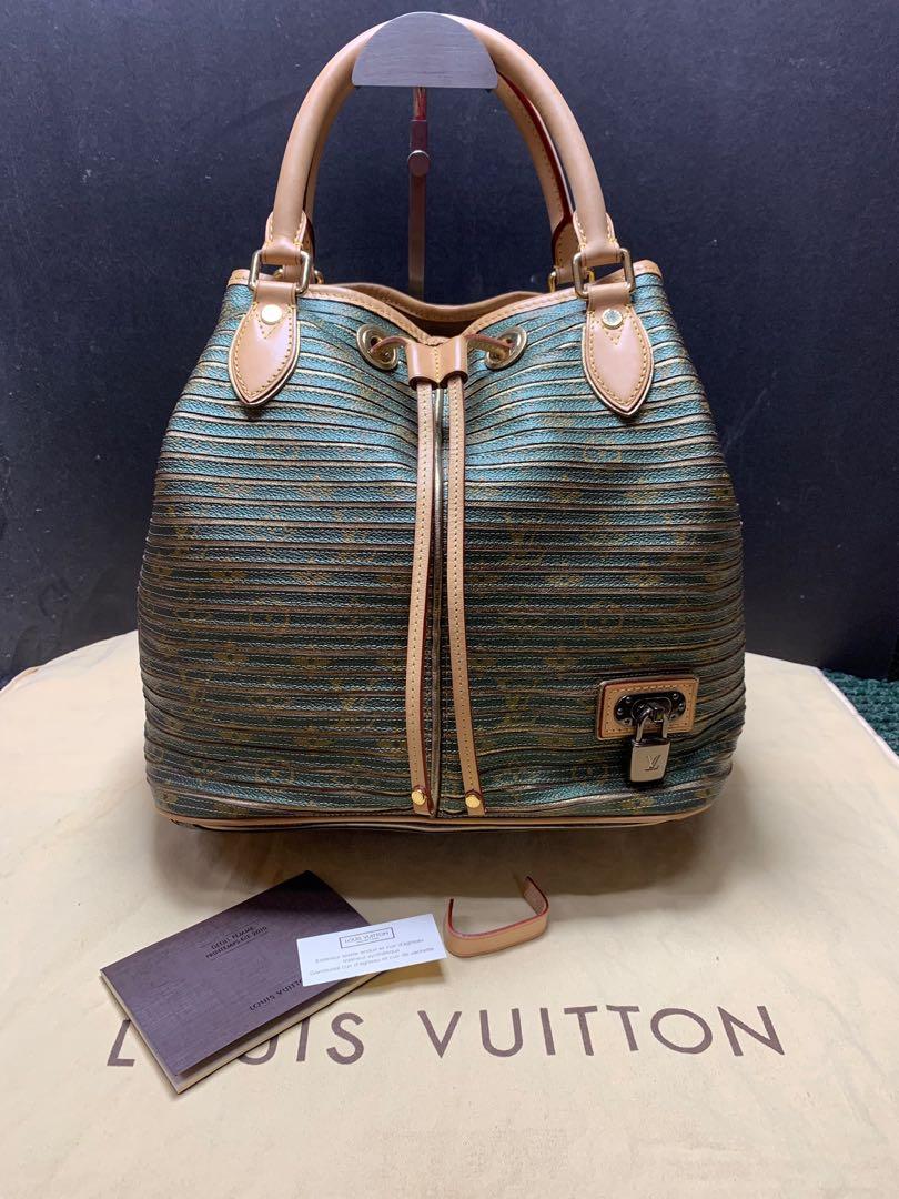 Louis Vuitton Printemps Ete 2010 Bucket Noe Leather Limited Tote Purse  Handbag