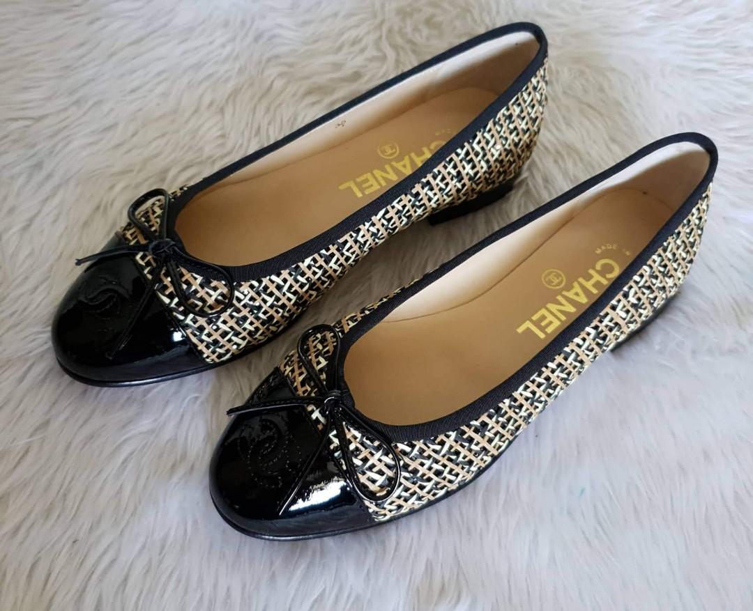 Chanel tweed slingbacks  Chanel heels Fashion shoes Chanel slingback