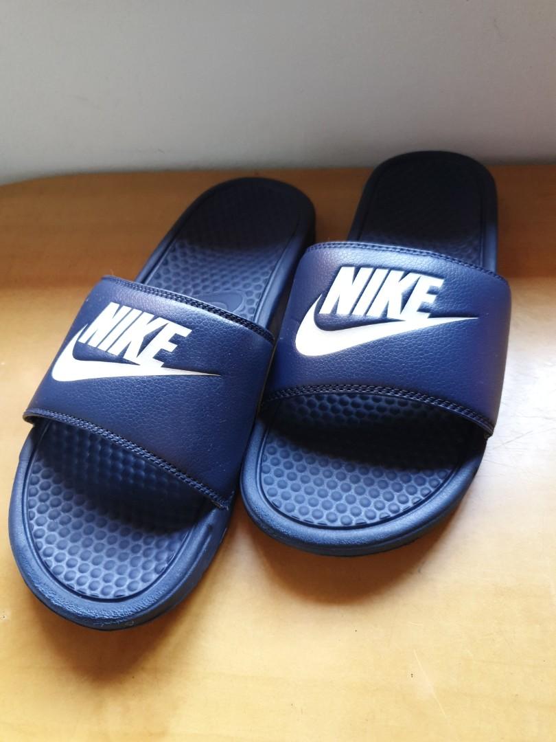 Navy blue Nike slippers, Men's Fashion 