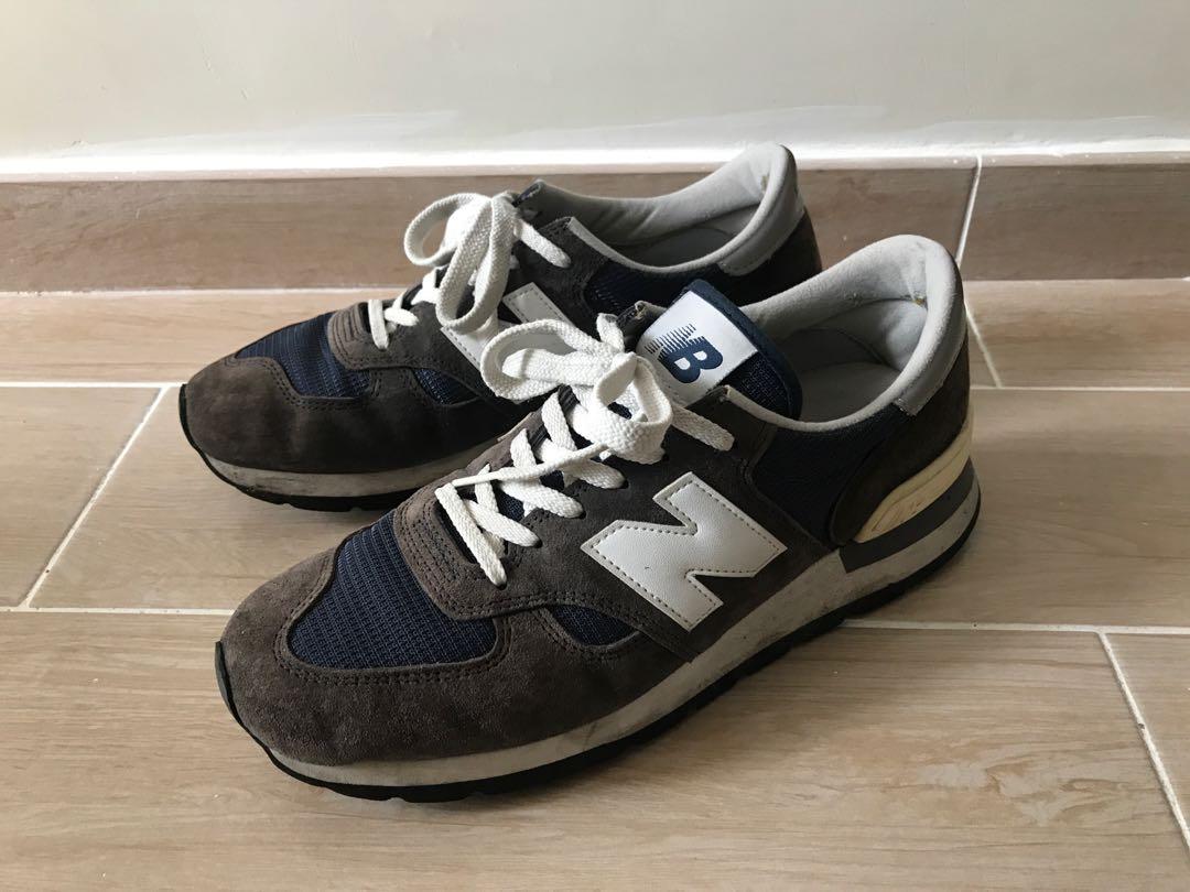 new balance 990 v1 grey