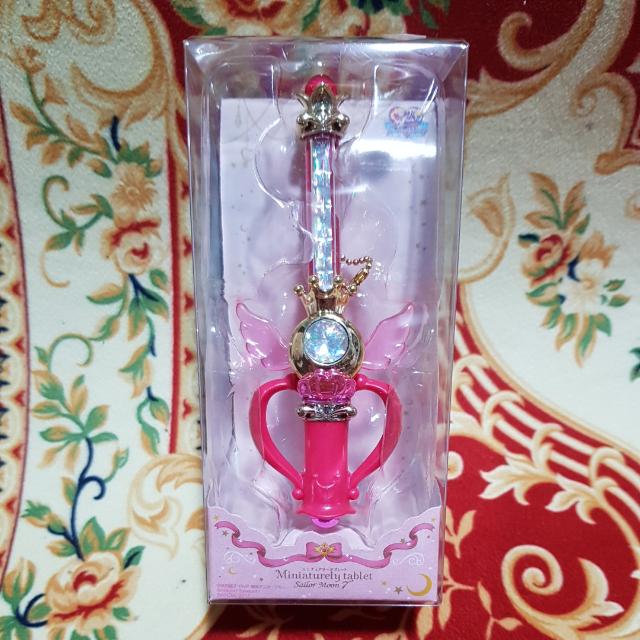 Support Tablette Château Sailor Moon – Bandai – 25e Anniversaire – Rare – Neuf