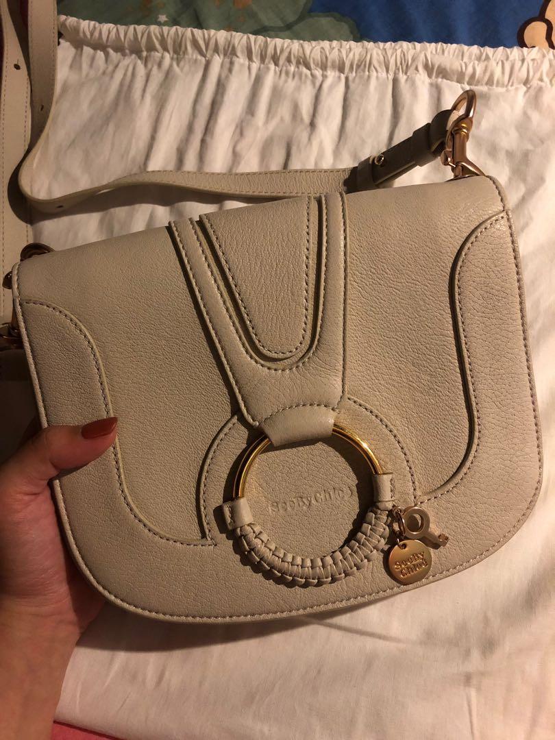 Hana medium leather shoulder bag shop