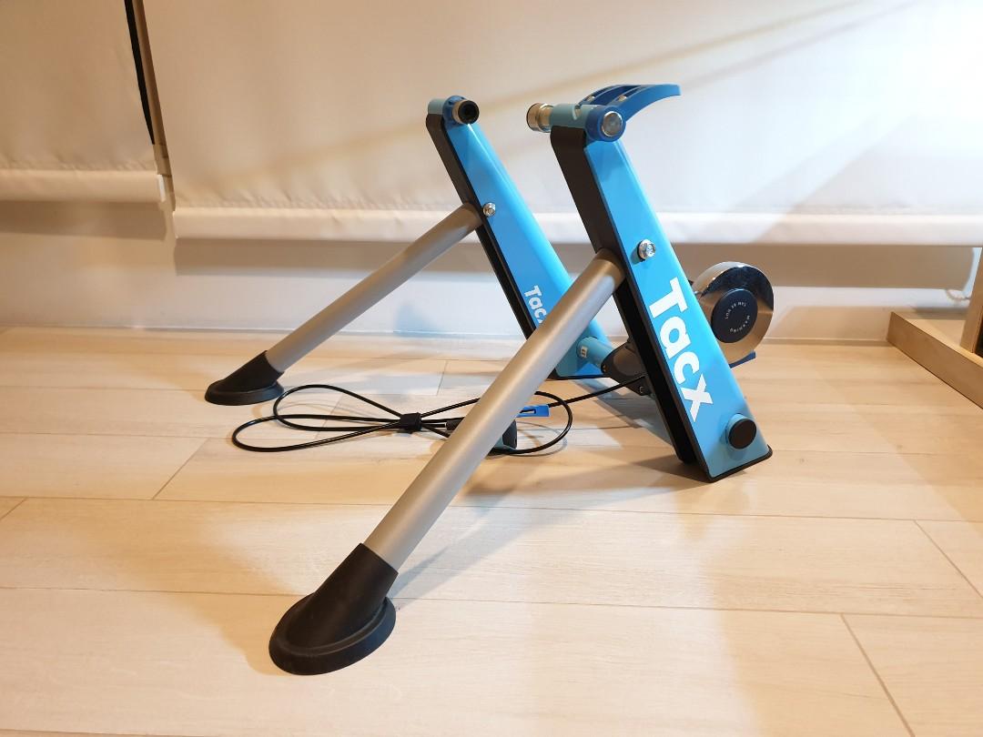 Tacx blue motion t2600 turbo sales trainer